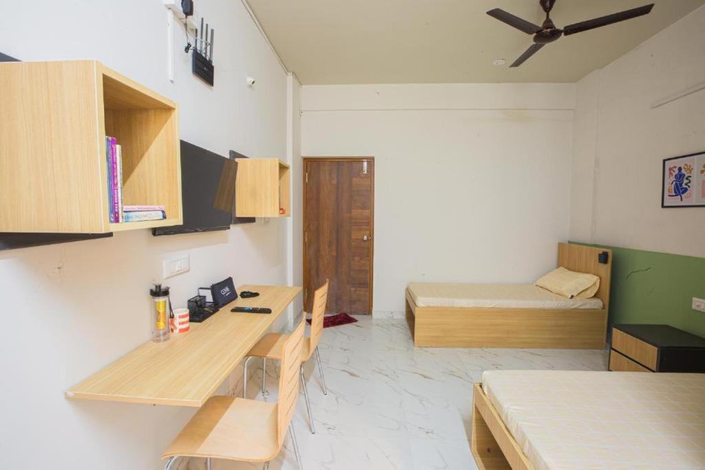 Covie Hotel Bangalore Luaran gambar